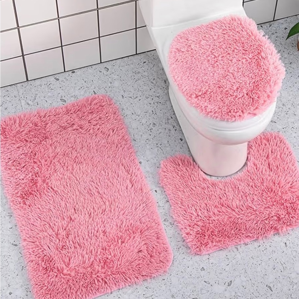 Amazon Pink Plush Bath Mat Set